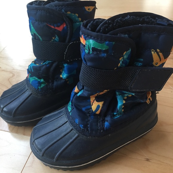 dinosaur snow boots